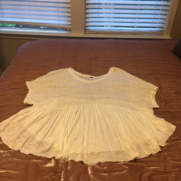 FREE PEOPLE Boho Embroidered White Top - Picture 3 of 4